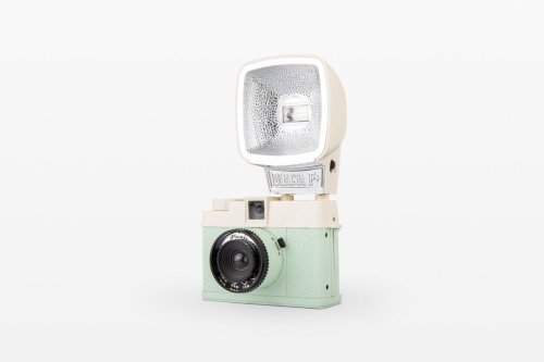 Lomography Lomourette напівформатна камера
